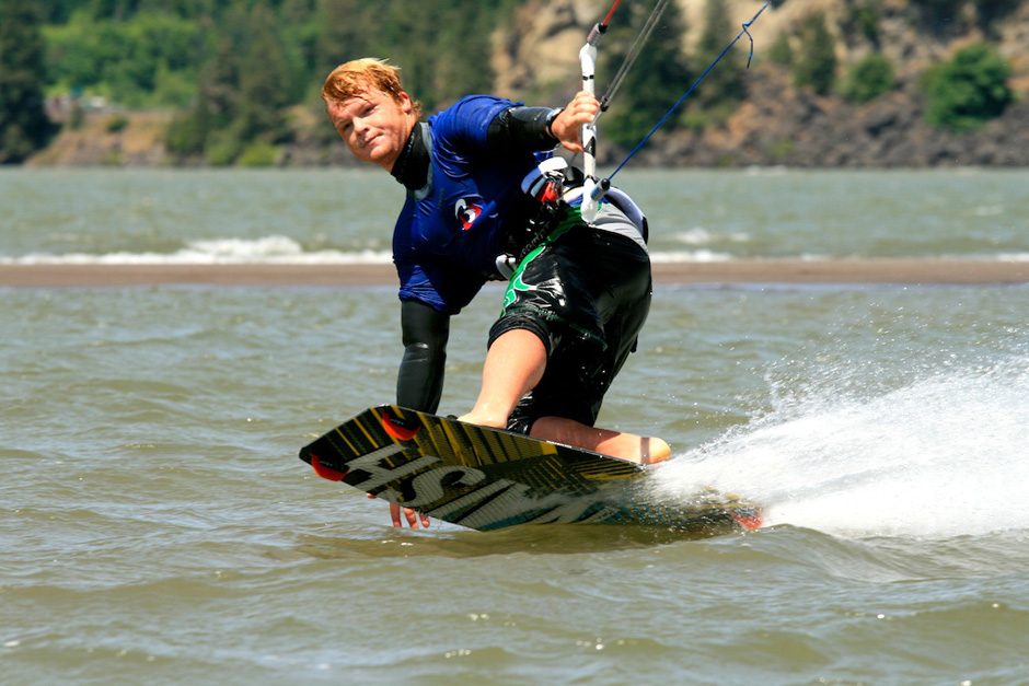 Mack kiteboarding toeside.